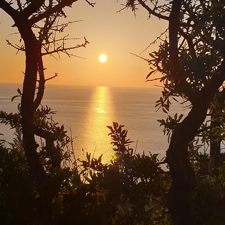 Capomare2 *