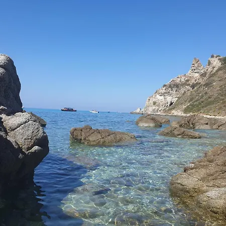 Holiday home Capomare2 *