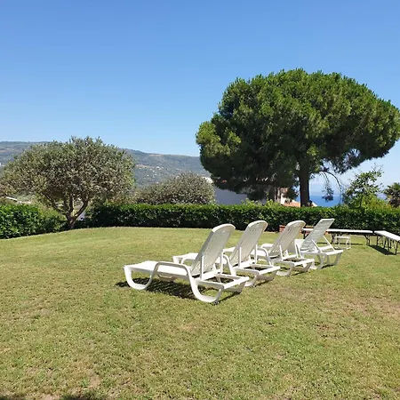 Capomare2 Holiday home *